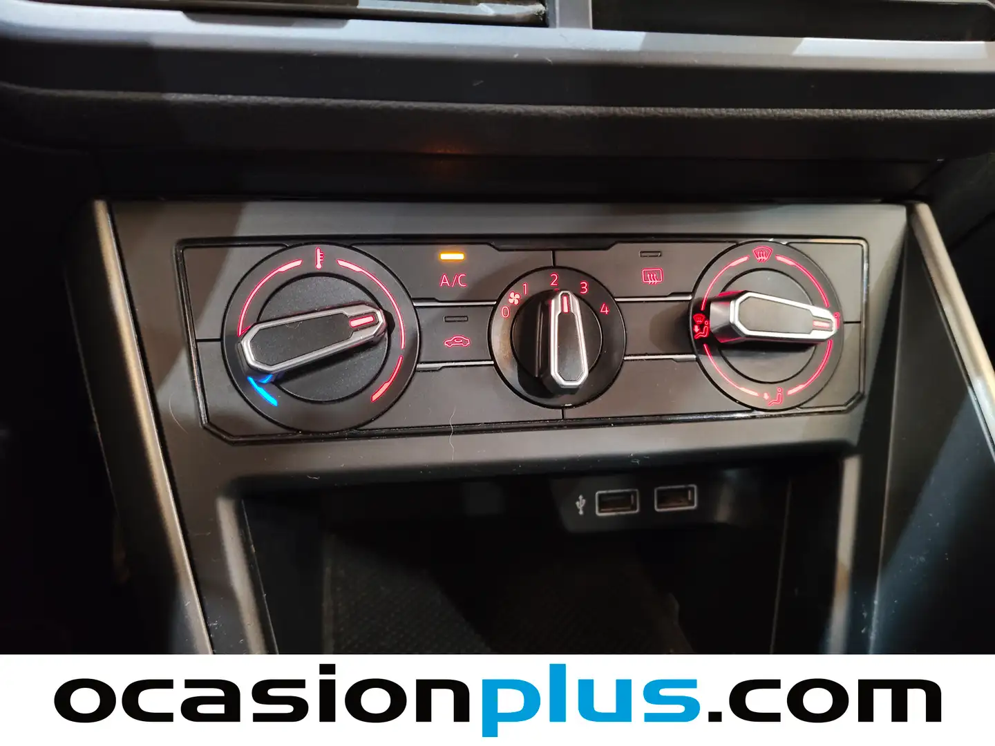 Foto Volkswagen Polo Volkswagen Polo Advance 1.0 TSI (95 CV)