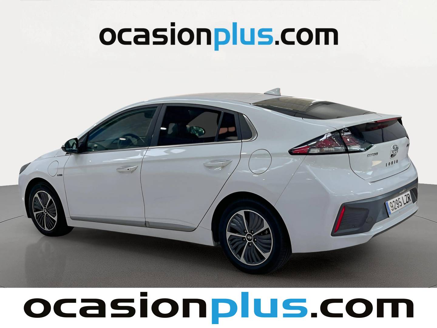 Foto trasera Hyundai IONIQ Hyundai Ioniq 1.6 GDI PHEV Klass DCT (141 CV) izquierda