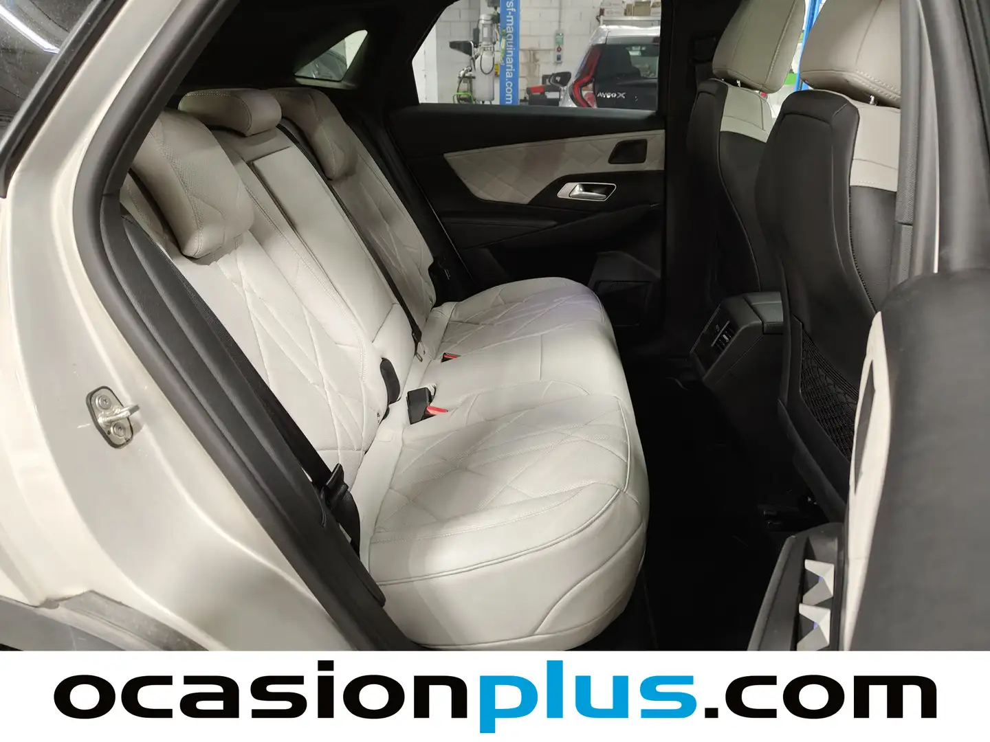 Foto DS DS 7 Crossback DS DS7 Crossback E-Tense 300 Ligne Noire 4WD Auto (300 CV)