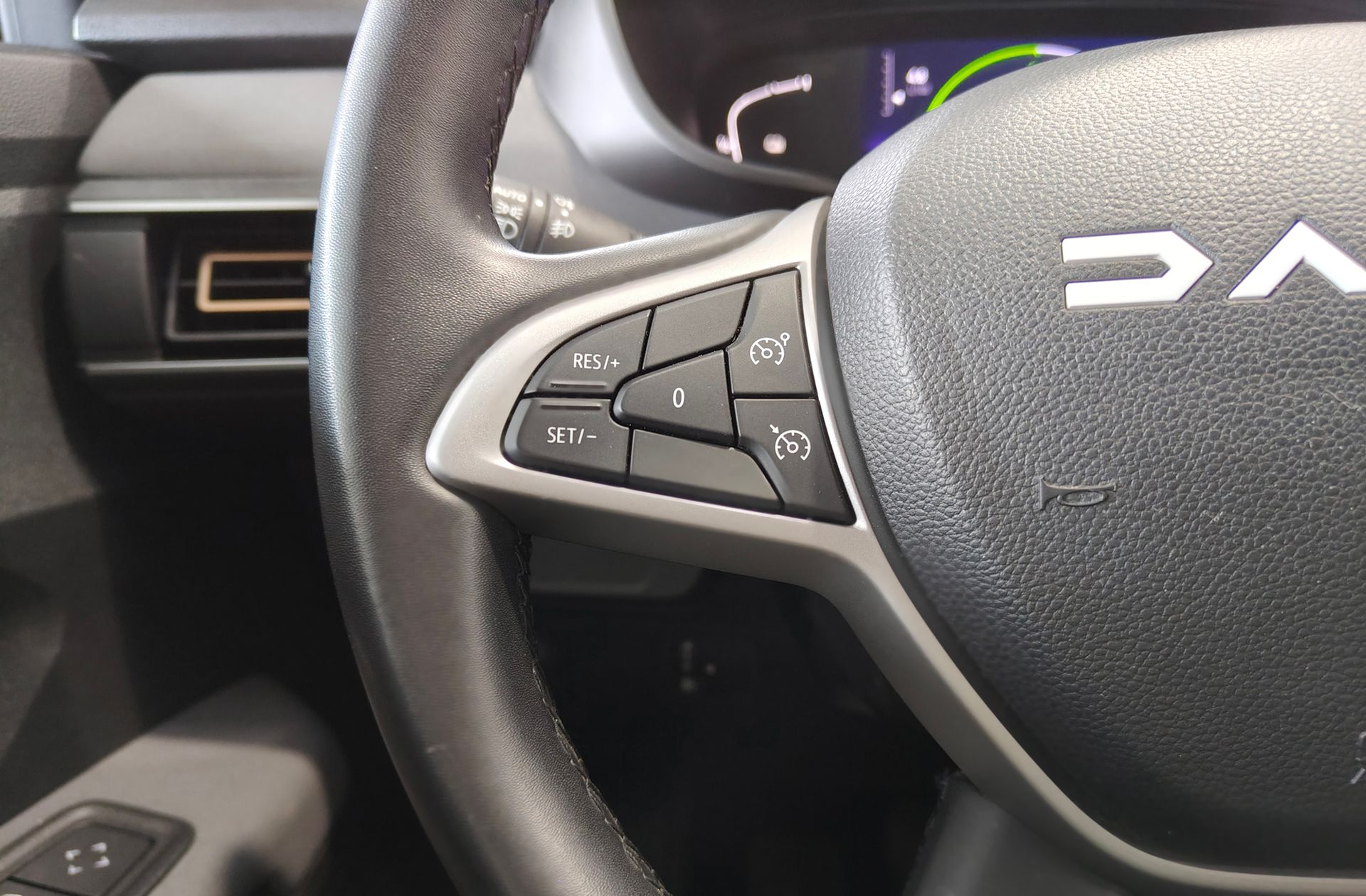 Dacia Jogger Extreme Hybrid 7 plazas - foto 30