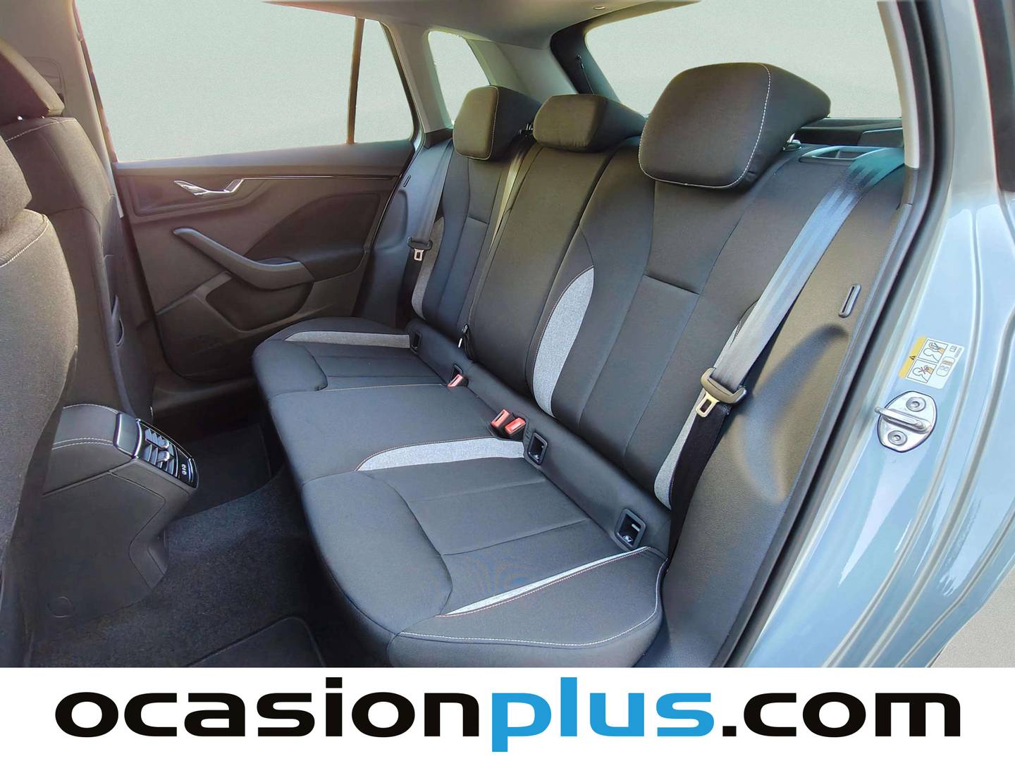 Skoda Kamiq Skoda Kamiq 1.0 TSI Selection DSG (115 CV) gasolina