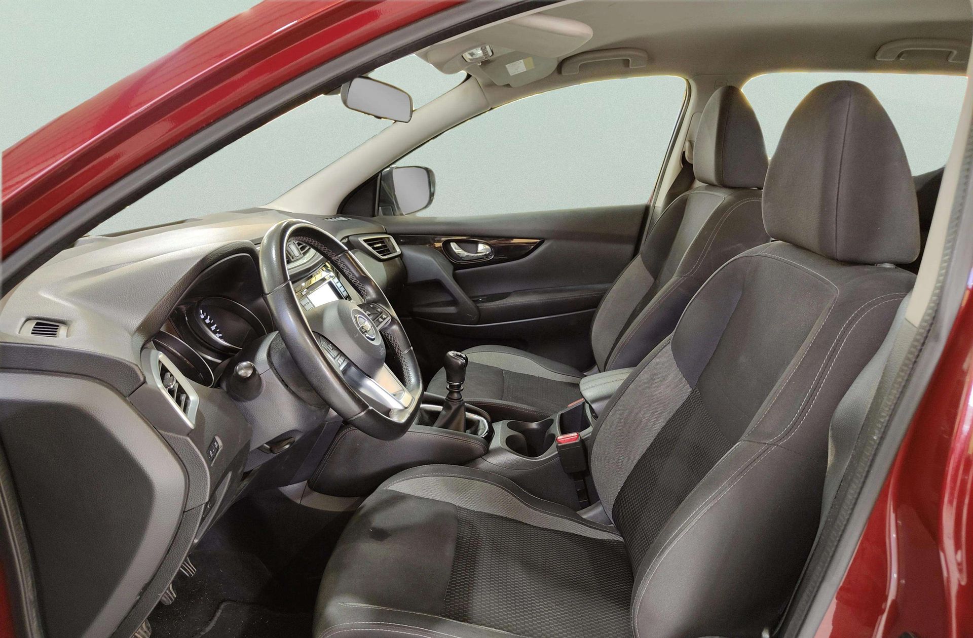 Nissan Qashqai DIG-T 140 Acenta 4x2 - foto 9