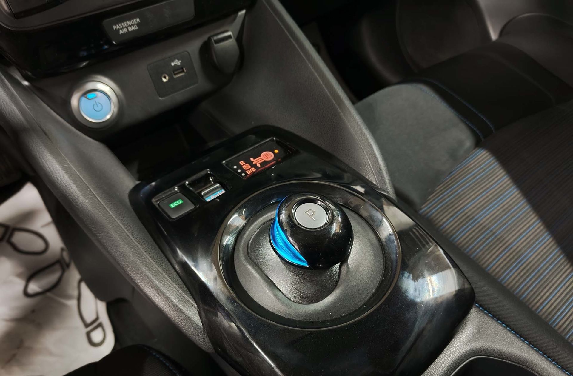 Nissan Leaf 40kWh N-Connecta - foto 5