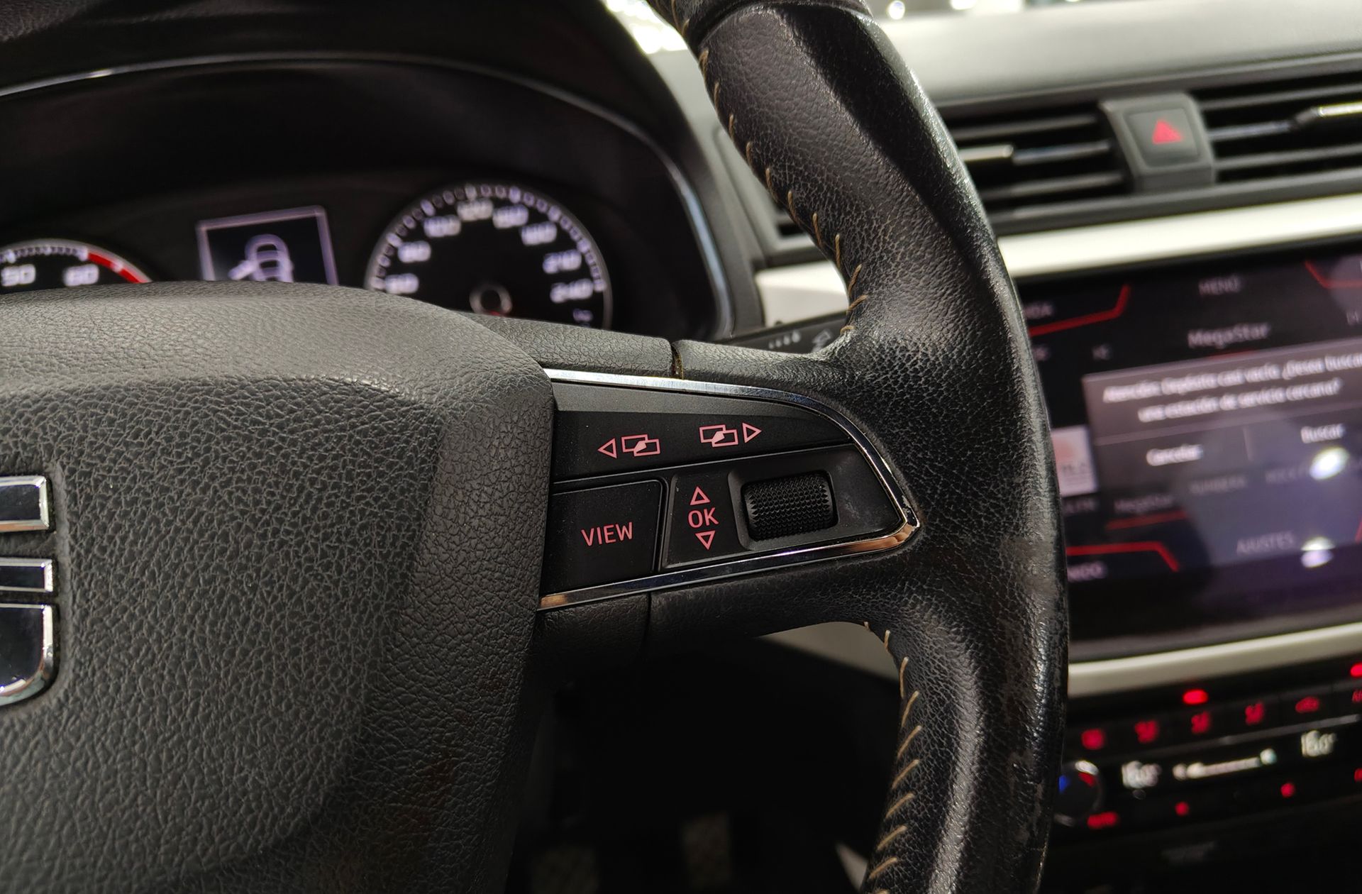 SEAT Arona 1.0 TSI Ecomotive Xcellence - foto 24