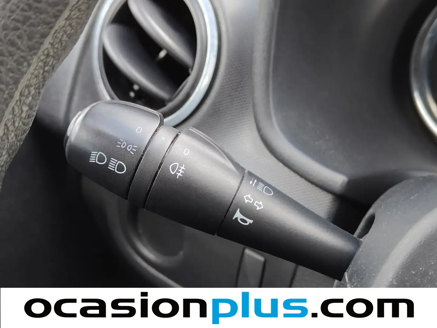 Foto Dacia Logan Dacia Logan 1.2 Ambiance (75 CV)