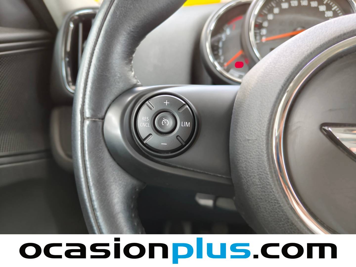 Acabados Mini Countryman Mini MINI Countryman One (102 CV)