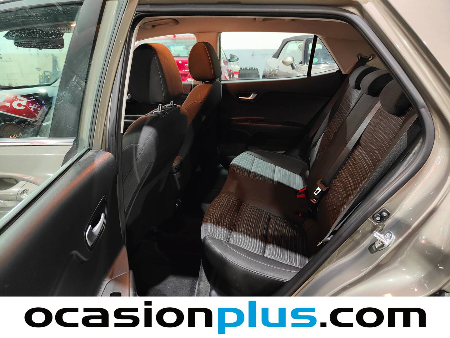 Foto asientos traseros KIA Stonic Kia Stonic 1.0 T-GDi MHEV Drive iMT (120 CV)