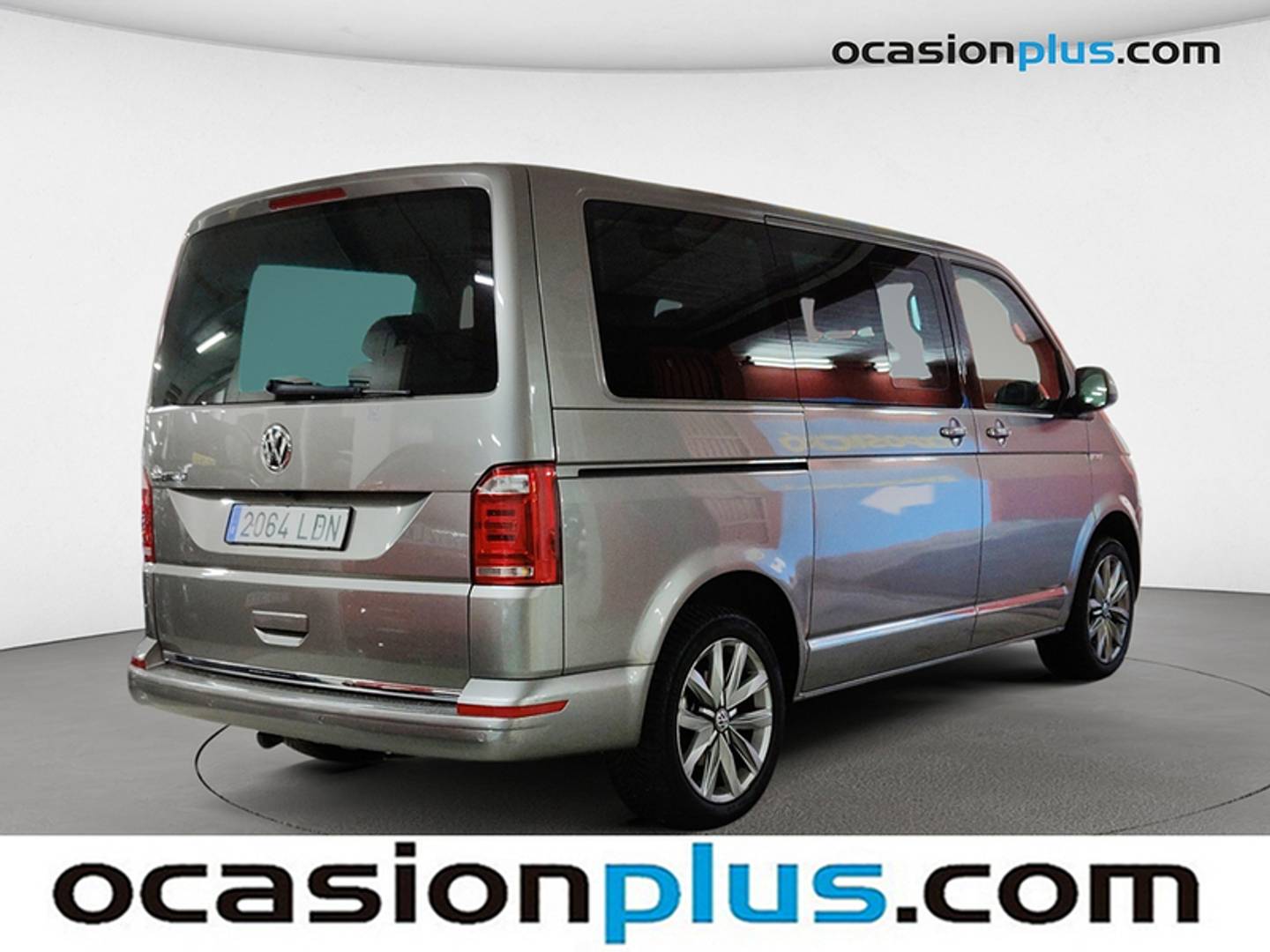 Foto trasera Volkswagen Multivan Volkswagen Multivan Premium Batalla Corta 2.0 TDI BMT 7 plazas (198 CV) DSG izquierda
