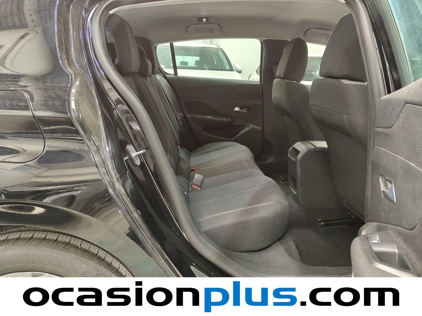 Foto Peugeot 308 Peugeot 308 PureTech 130 S&S Active Pack EAT8  (130 CV)