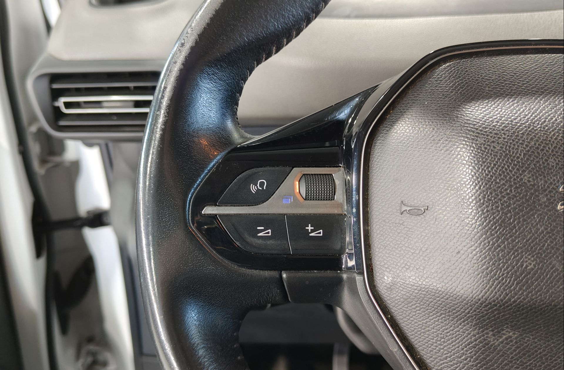 Peugeot Rifter BlueHDi 130 Active Standard - foto 21