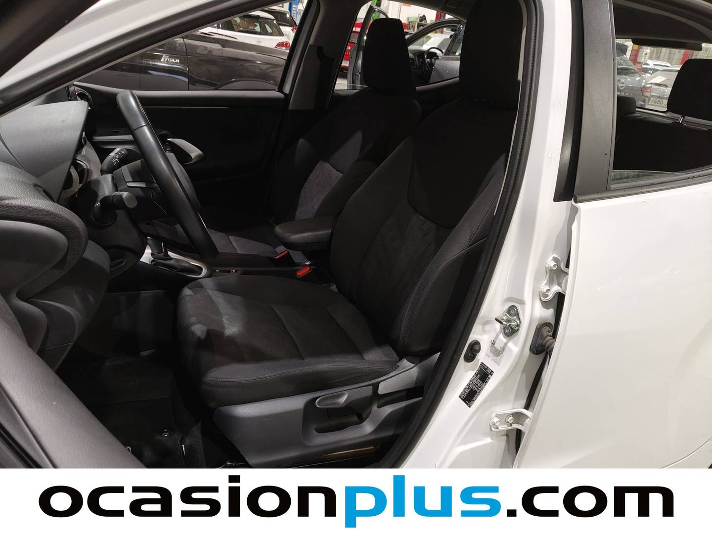 Foto Toyota Yaris Toyota Yaris 120H Active Plus  (116 CV)