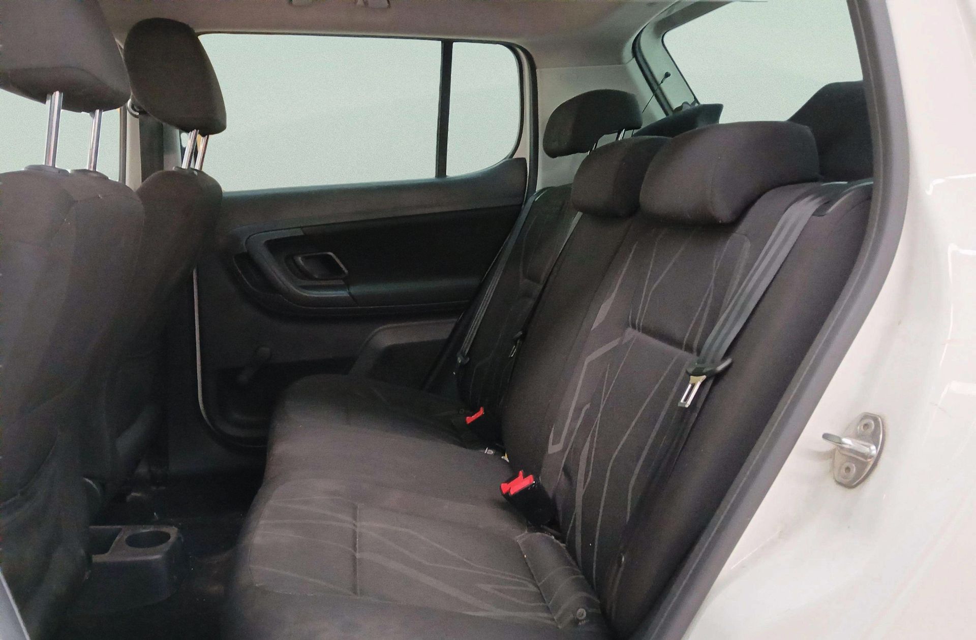 Škoda Fabia 1.6 TDI Fresh - foto 9