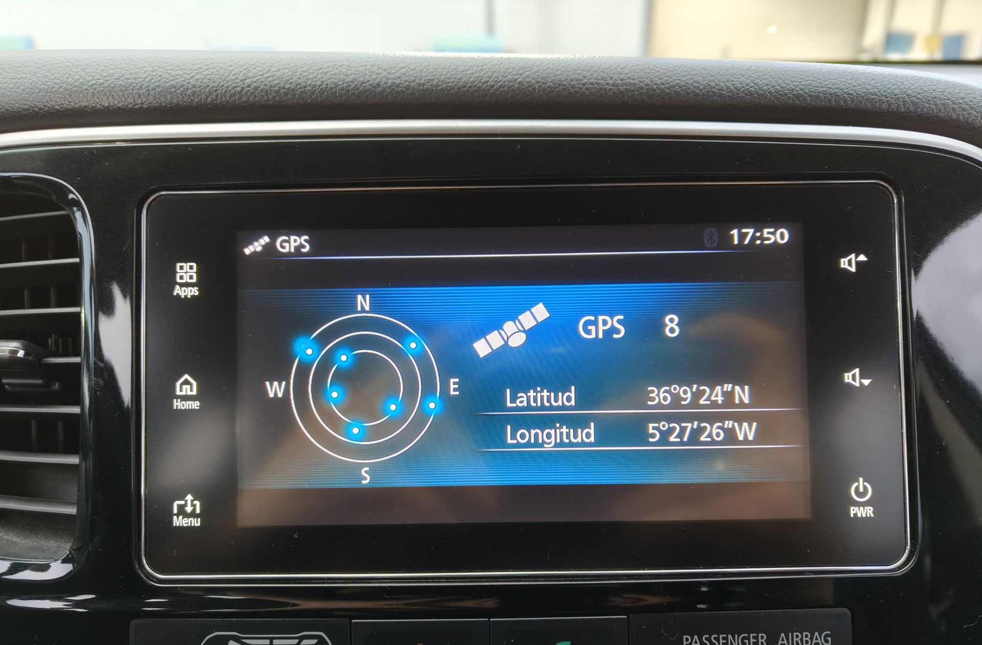 Mitsubishi Outlander 220 DI-D Motion 2WD - foto 30