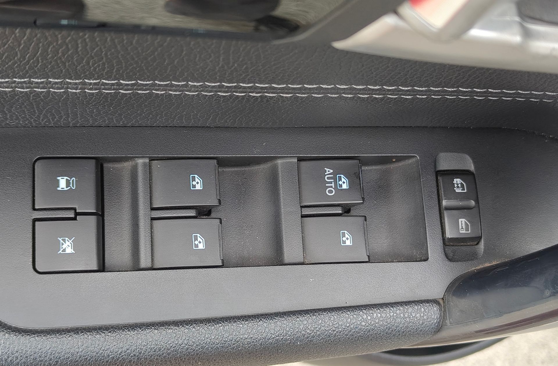 Chevrolet Captiva 2.2 Vcdi 16V LTZ AWD 7 plazas - foto 36