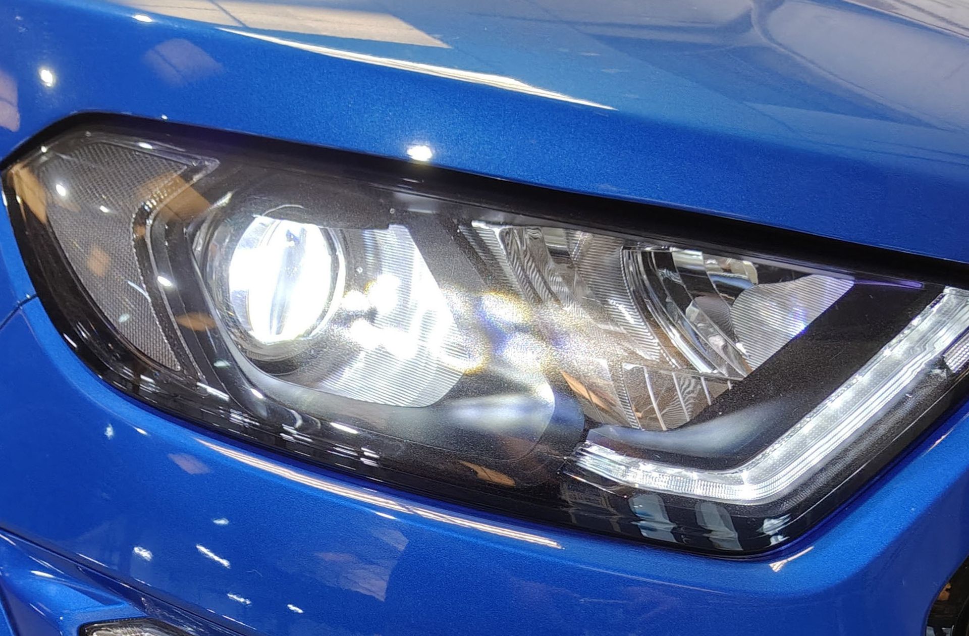 Ford EcoSport 1.0T EcoBoost ST Line - foto 16