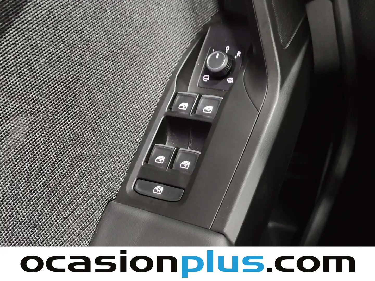 Foto Seat León SEAT León 1.5 TSI S&S Xcellence Go M  (150 CV)