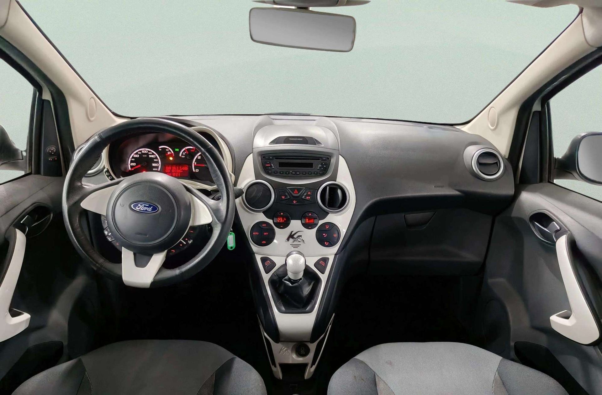 Ford Ka 1.2 Duratec Titanium+ - foto 6