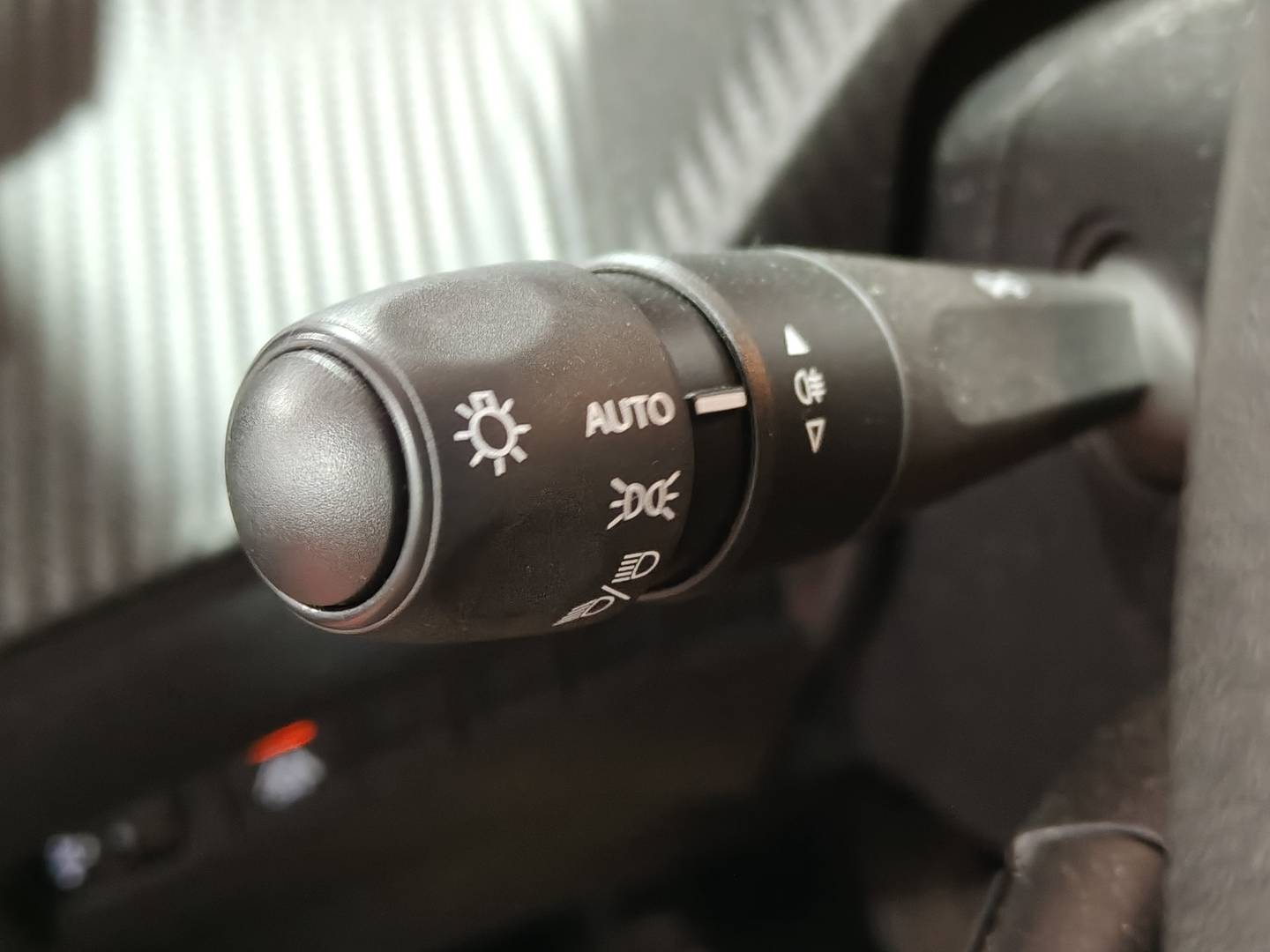 Foto Peugeot 208 Peugeot 208 PureTech 100 Allure (100 CV)