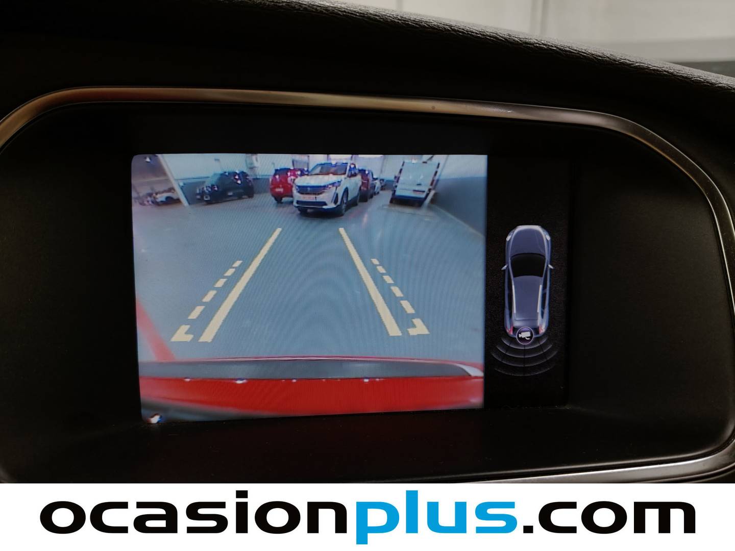 Equipamiento del Volvo V40 Cross Country Volvo V40 Cross Country D3 Summum Auto (150 CV)