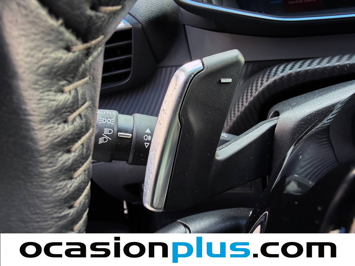 Foto Peugeot 208 Peugeot 208 PureTech 100 Allure Pack EAT8 75 kW (100 CV)