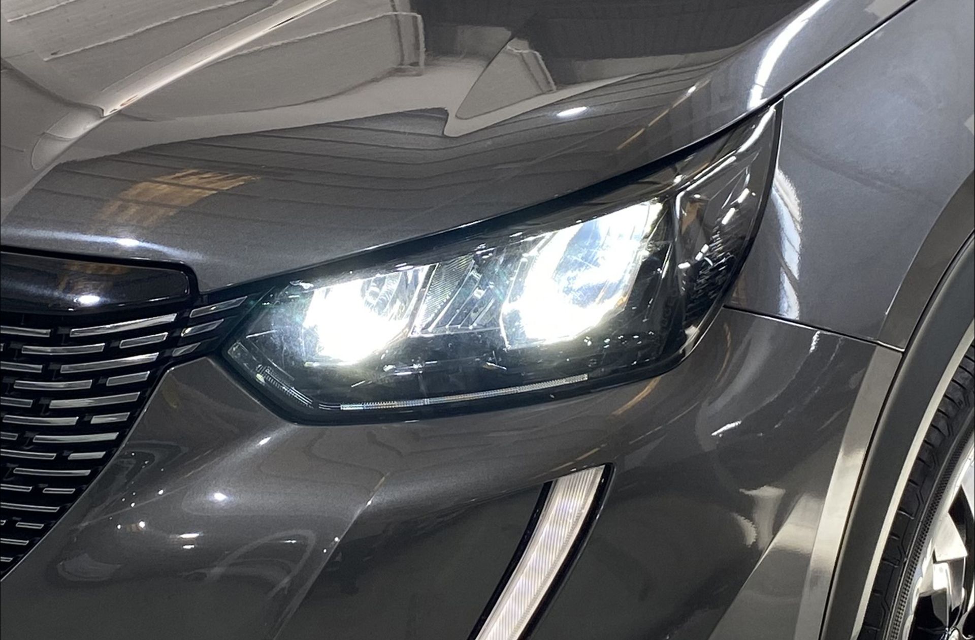 Peugeot 2008 PureTech 100 Allure Pack - foto 12