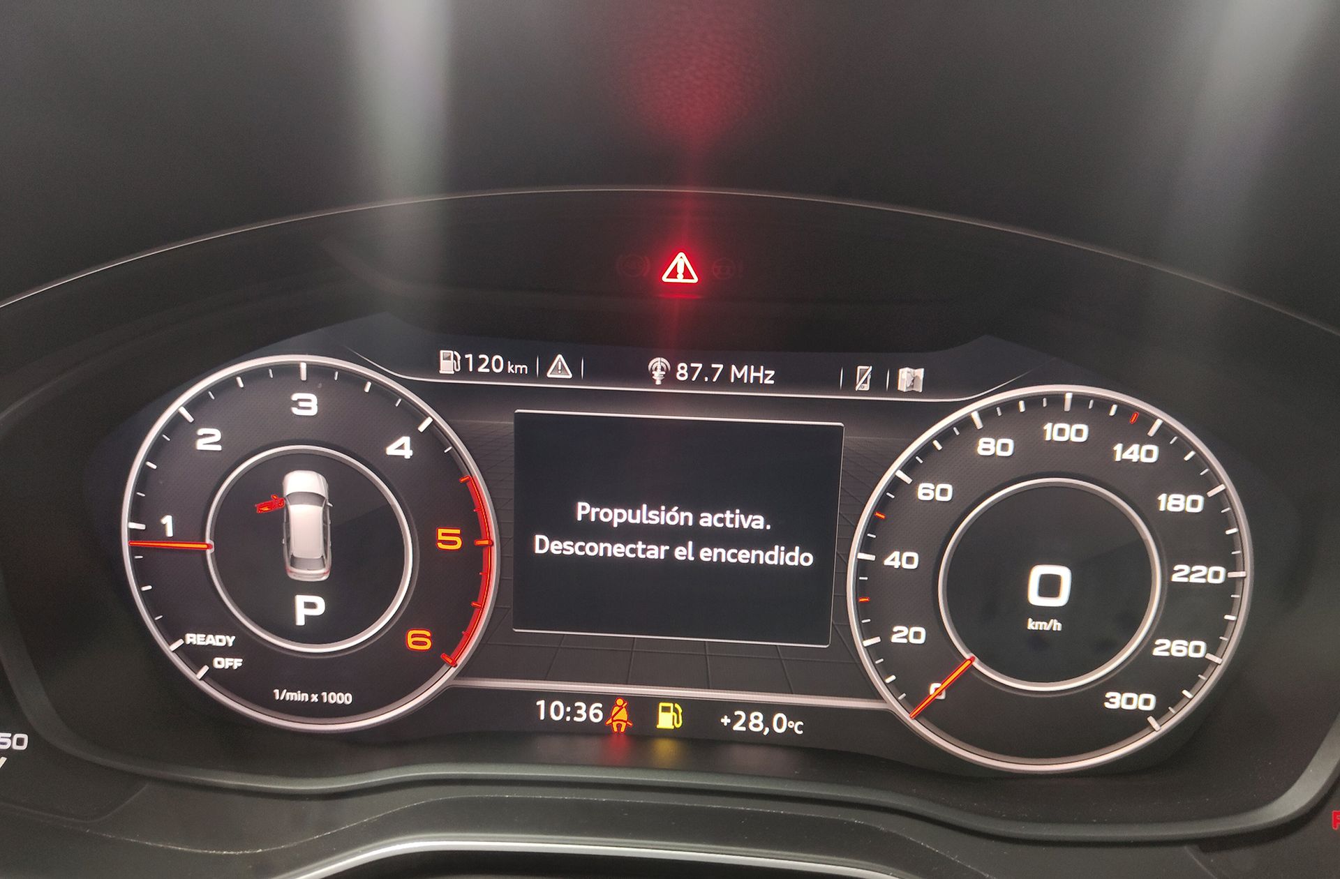 Audi A4 Avant S line 35 TDI S tronic - foto 25