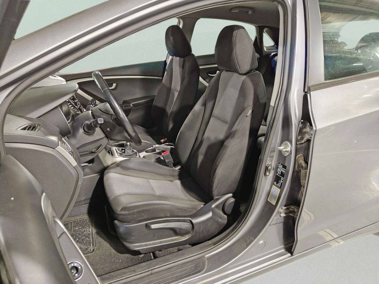 Foto Hyundai i30 Hyundai i30 1.4 Klass (100 CV)