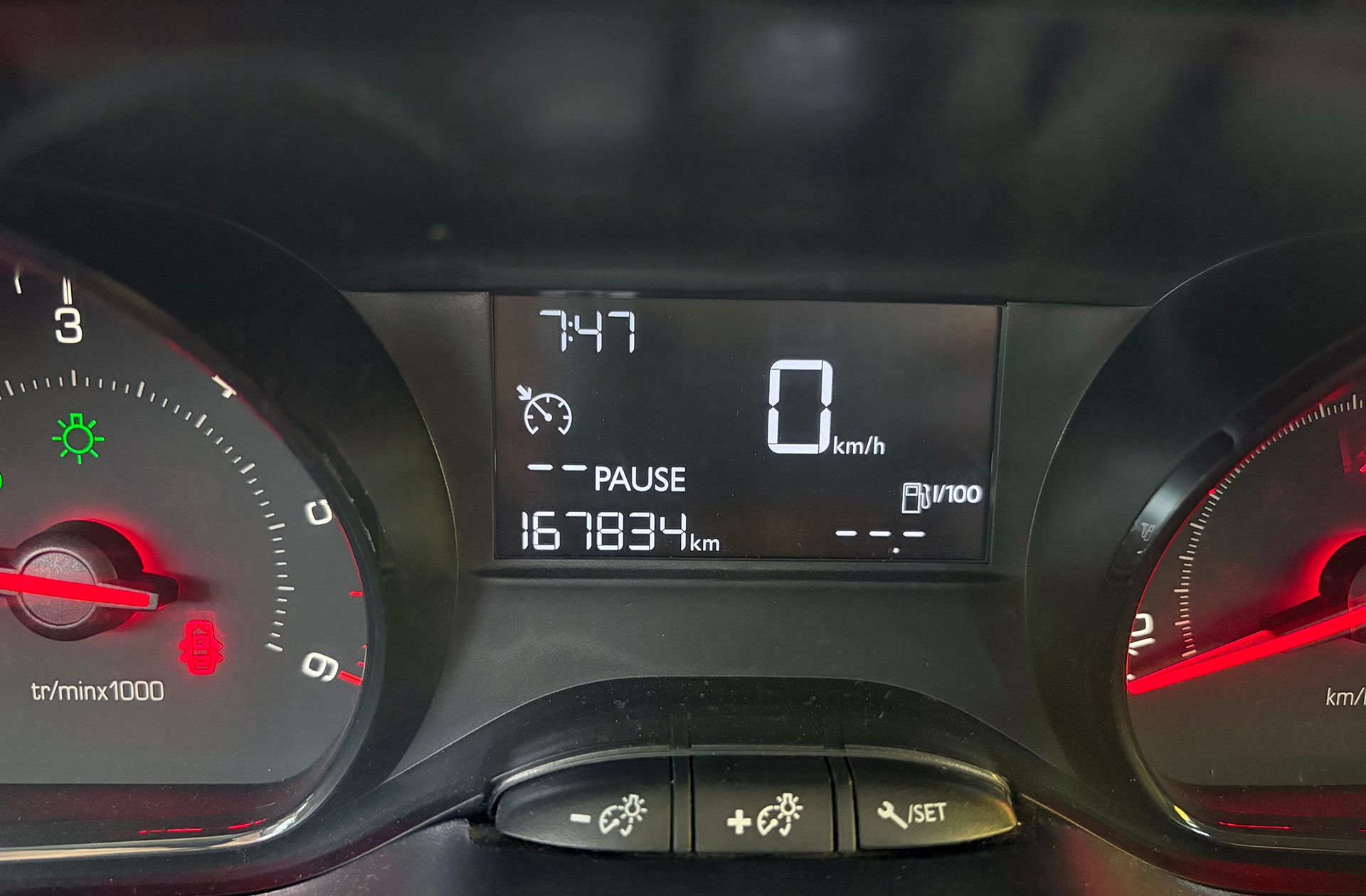 Peugeot 208 1.4 HDi Business Line - foto 7