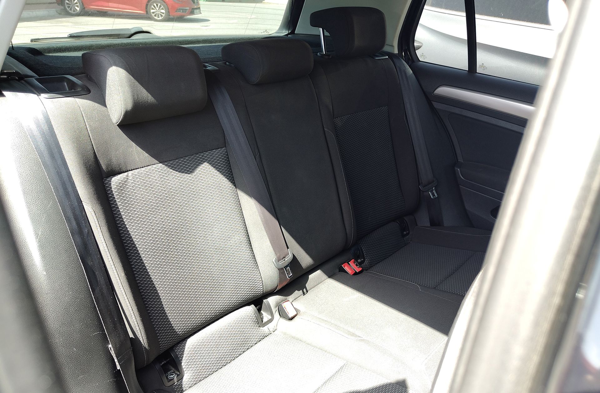 Volkswagen Golf Business 1.0 TSI - foto 14