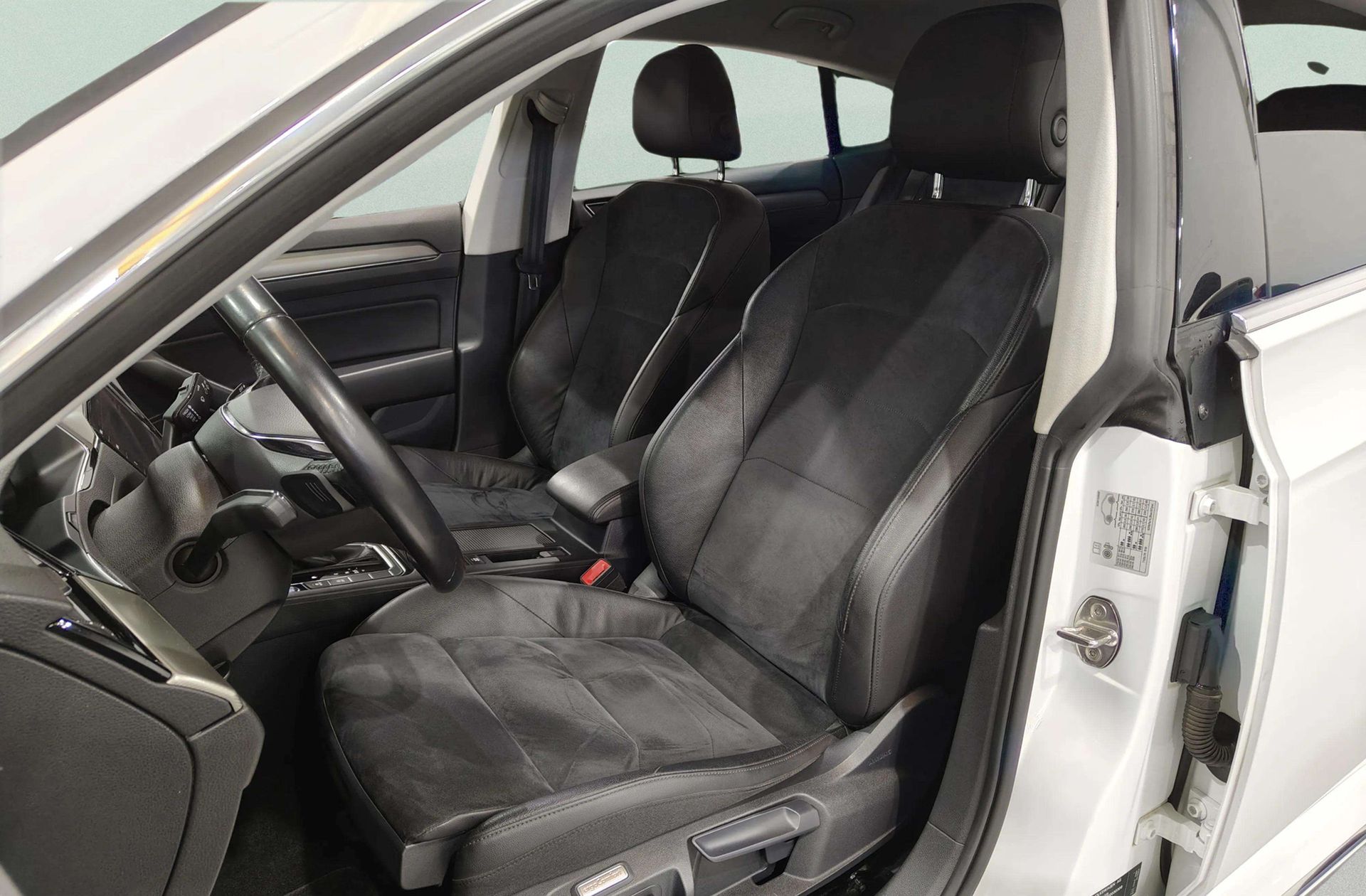 Volkswagen Arteon Elegance 2.0 TDI 4Motion DSG - foto 15