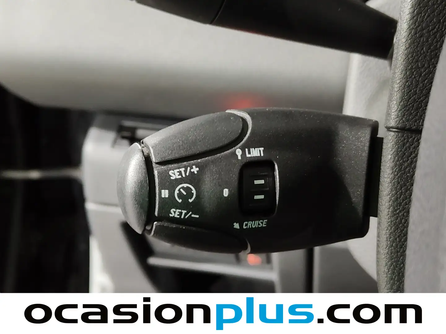 Foto Peugeot 3008 Peugeot 3008 1.6 VTI Sport Pack (120 CV)