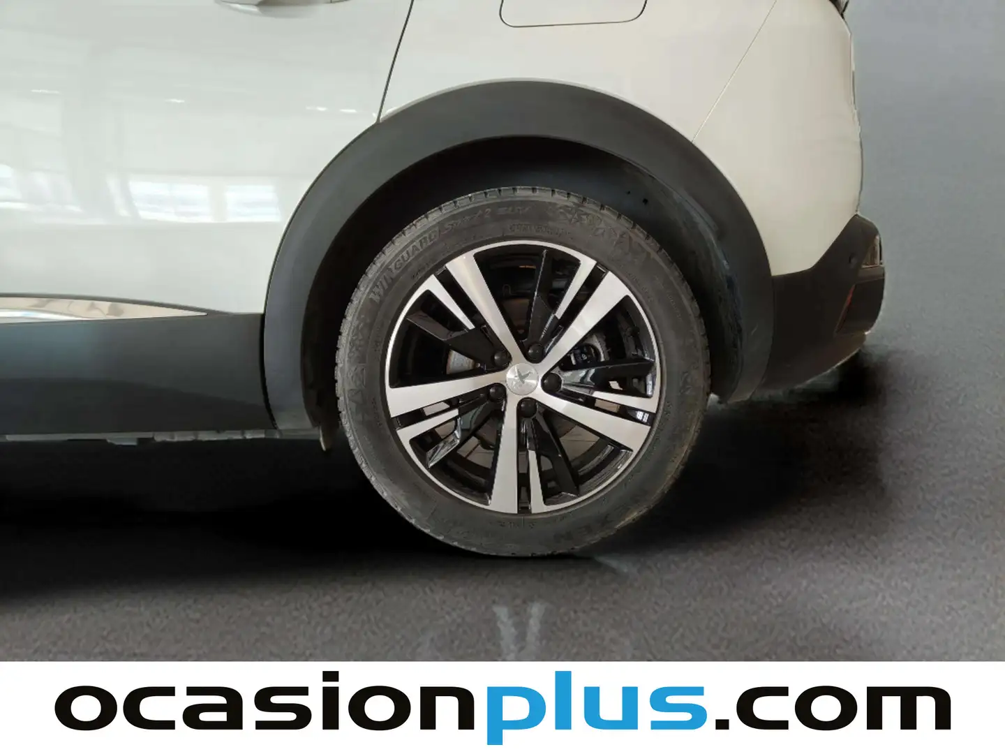 Foto Peugeot 3008 Hybrid Peugeot 3008 Hybrid 225 GT e-EAT8 (225 CV)