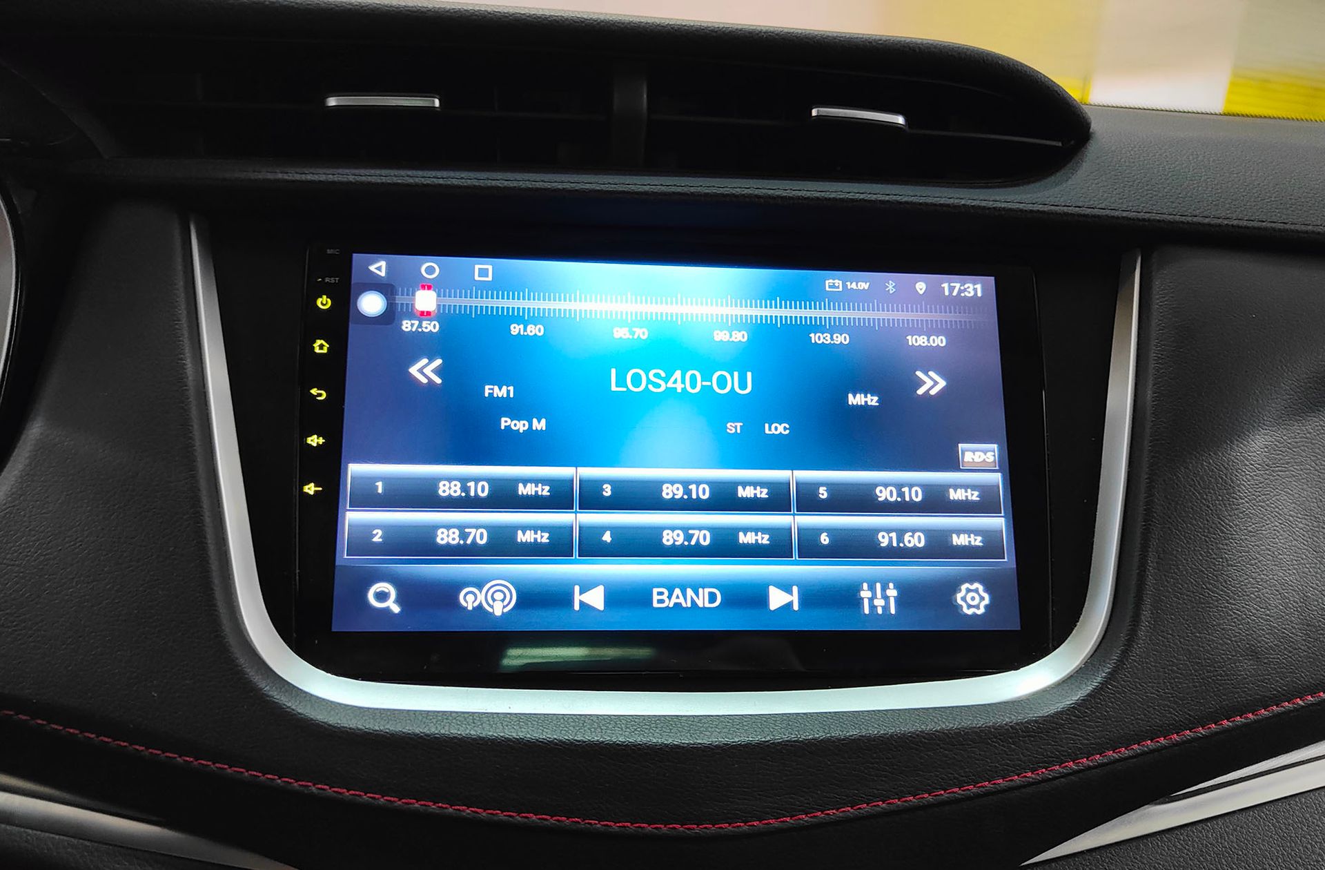 SWM G01 1.5T Luxury - foto 36
