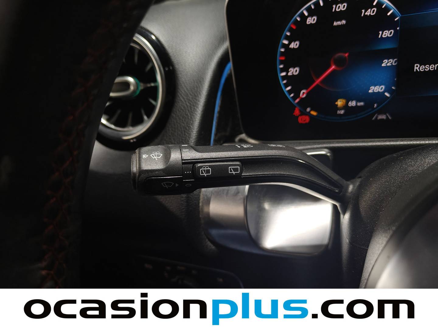 Foto Mercedes GLB Mercedes-Benz GLB 200 d (150 CV) Pack AMG