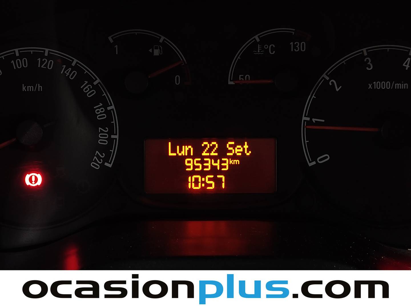 Foto Opel Combo Opel Combo Tour 1.6 CDTI Expression L1 H1 (105 CV)