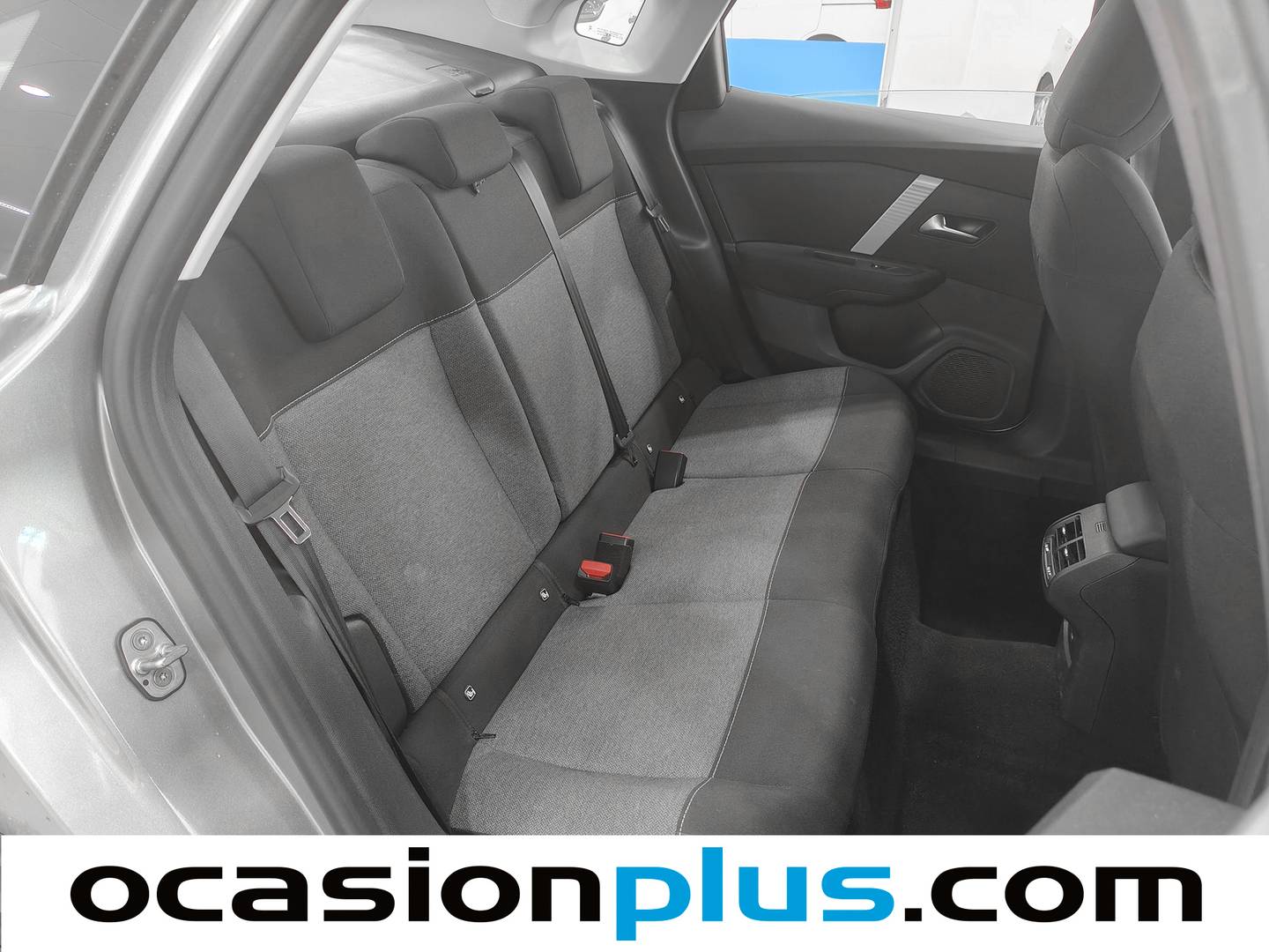 Foto Citroën C4 X Citroen C4 X PureTech 100 S&S 6v You (102 CV)