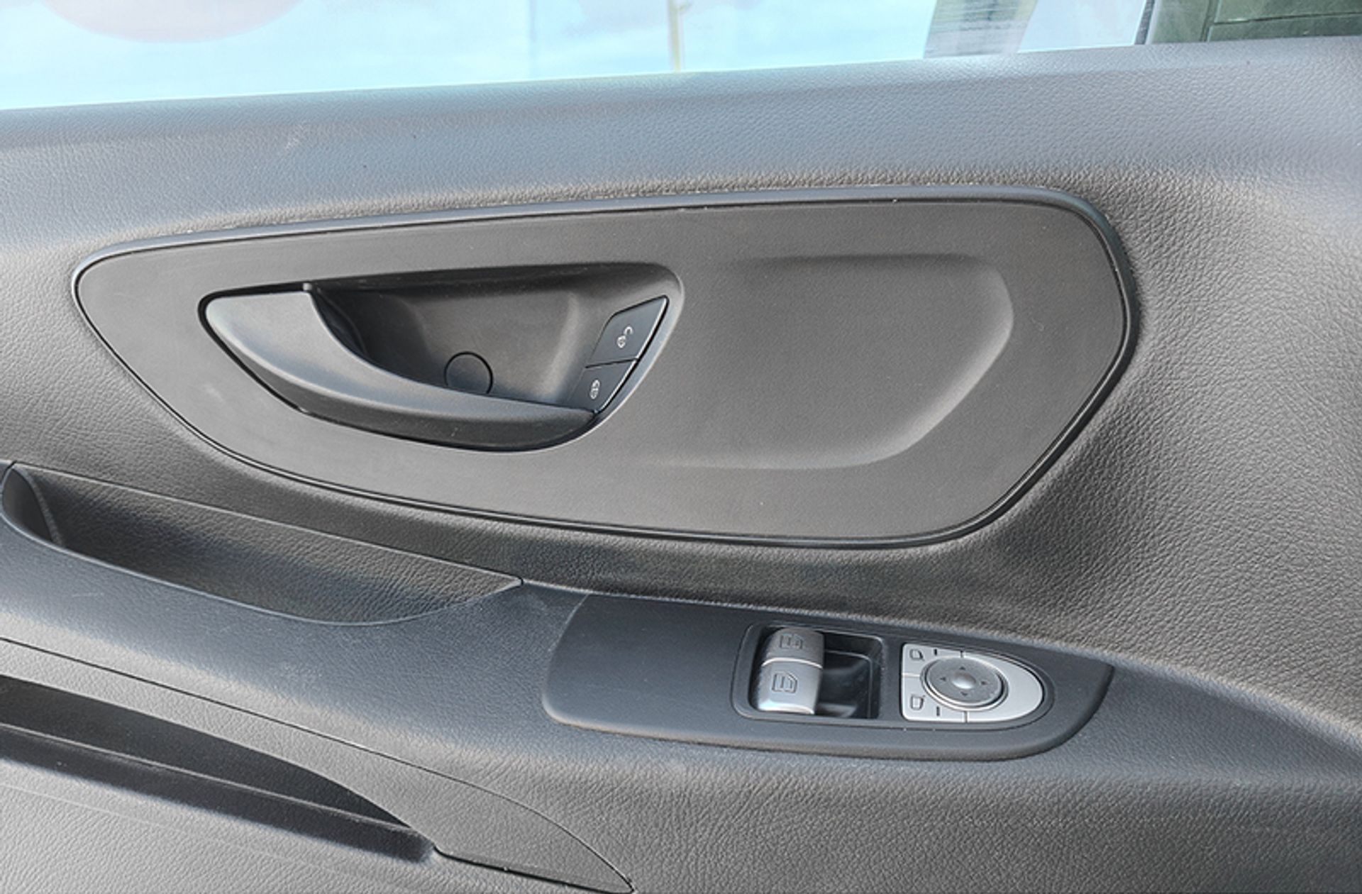 Mercedes-Benz Vito Combi 114 CDI Tourer Pro Compacta - foto 26