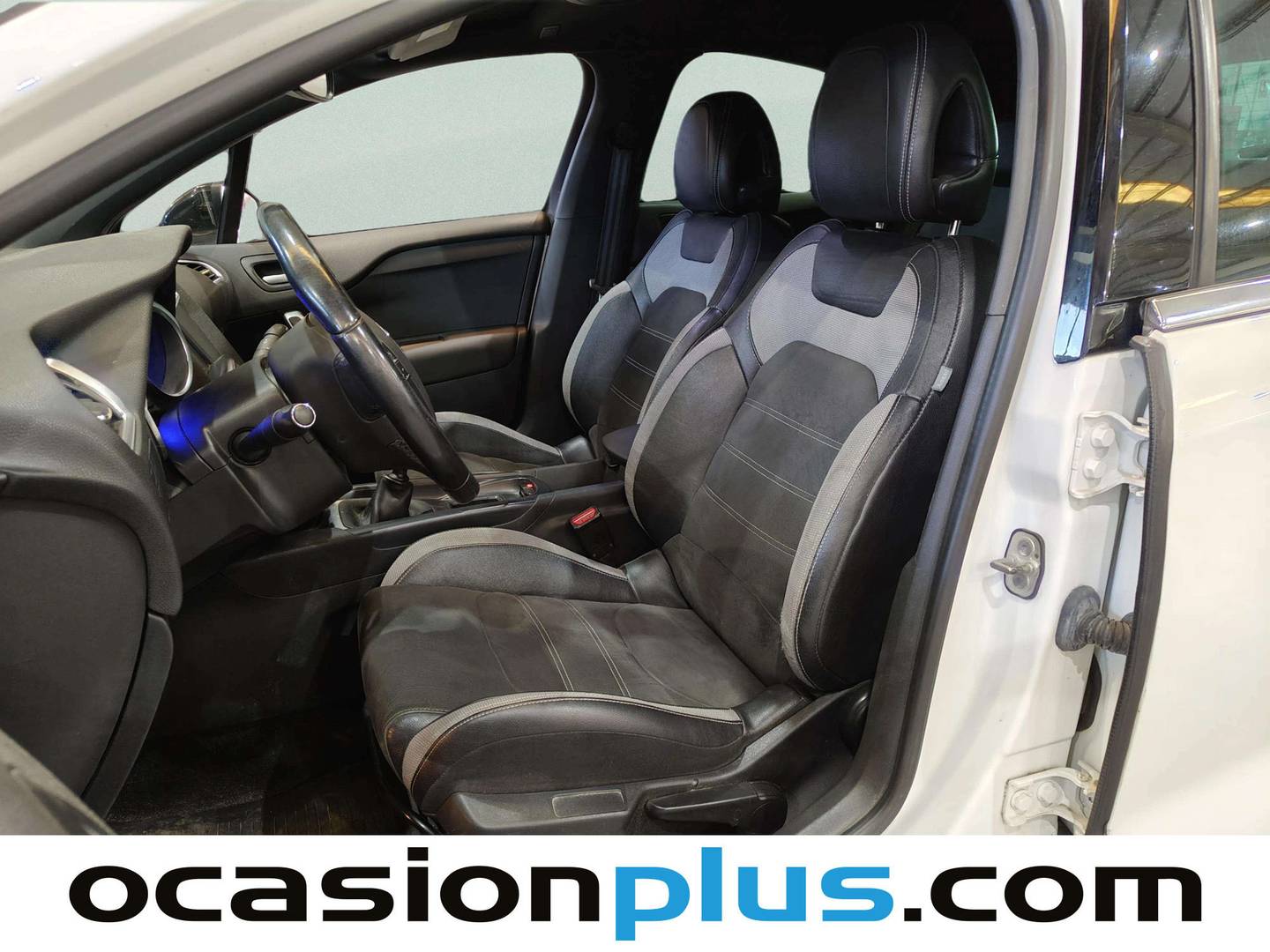 Foto asientos delanteros DS DS 4 Crossback DS DS 4 Crossback 1.2 PureTech S&S Style (131 CV)