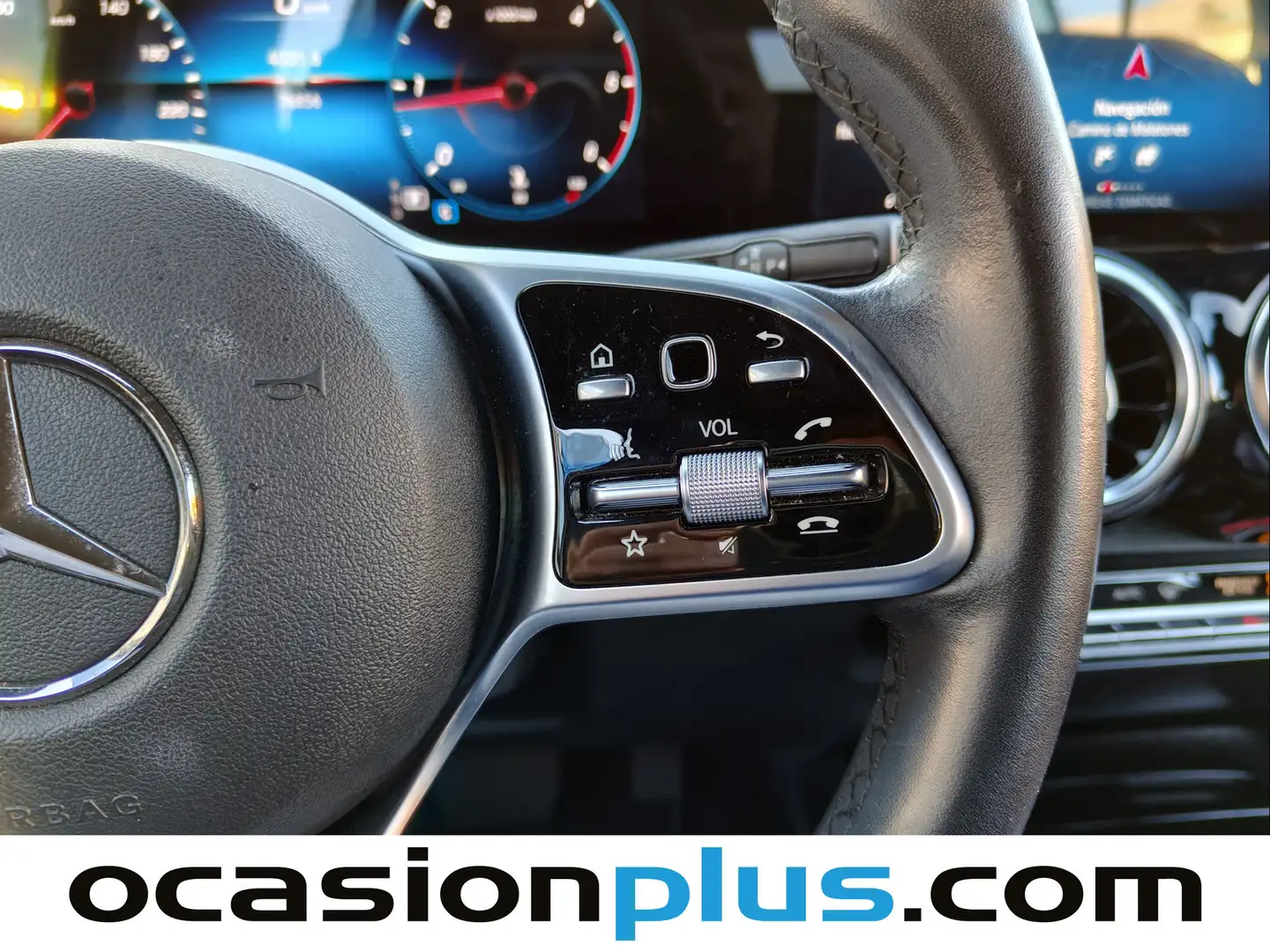 Foto Mercedes GLB Mercedes-Benz GLB 220 D 4Matic (190 CV)