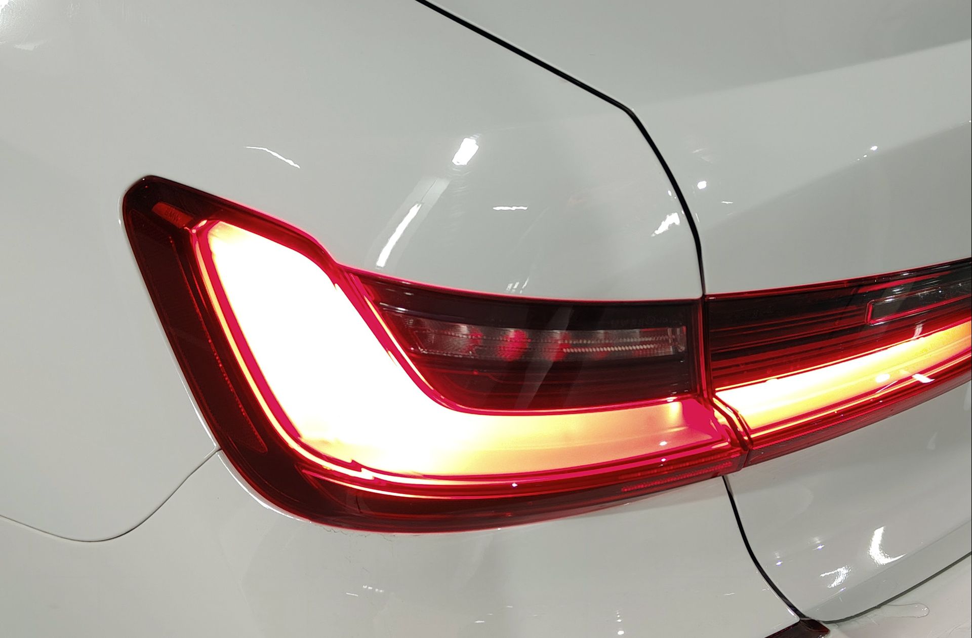 BMW Serie 3 318d Pack M - foto 18