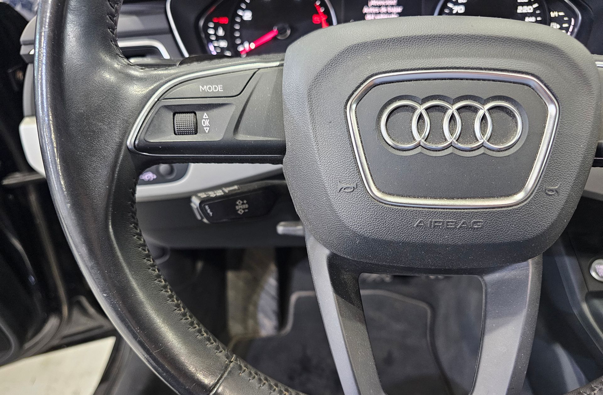 Audi A4 2.0 TDI S tronic - foto 24