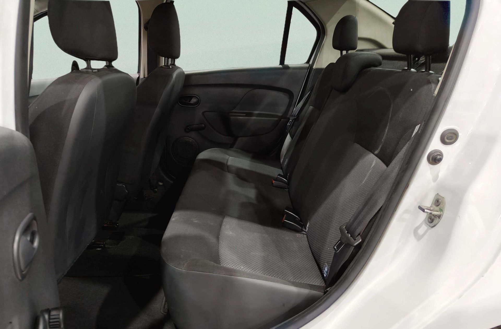 Dacia Logan 1.2 Ambiance - foto 9