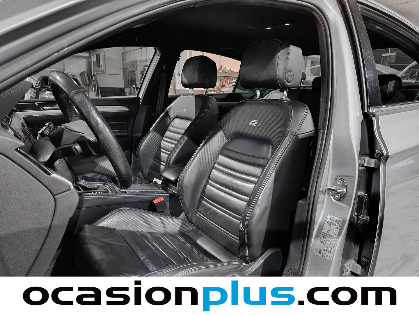 Foto Volkswagen Passat Volkswagen Passat R-Line 1.5 TSI (150 CV) DSG