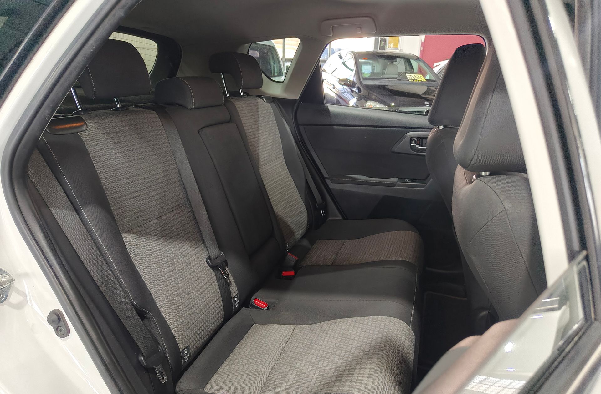 Toyota Auris 140H Hybrid Feel! Edition - foto 14