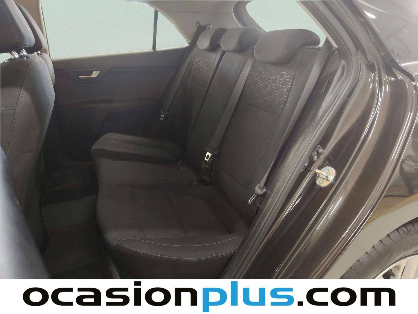 Foto asientos traseros KIA Rio KIA Rio 1.0 T-GDi Drive (100 CV)