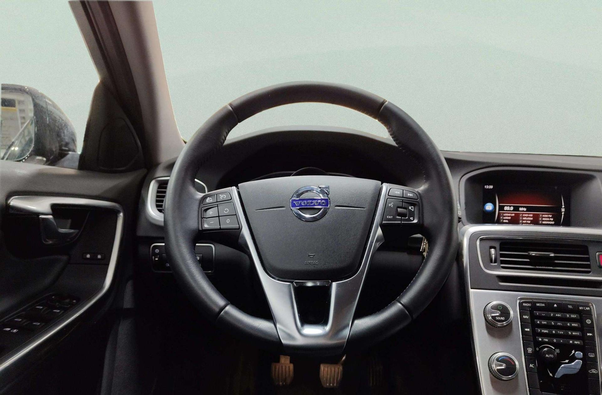 Volvo V60 D3 Kinetic - foto 23