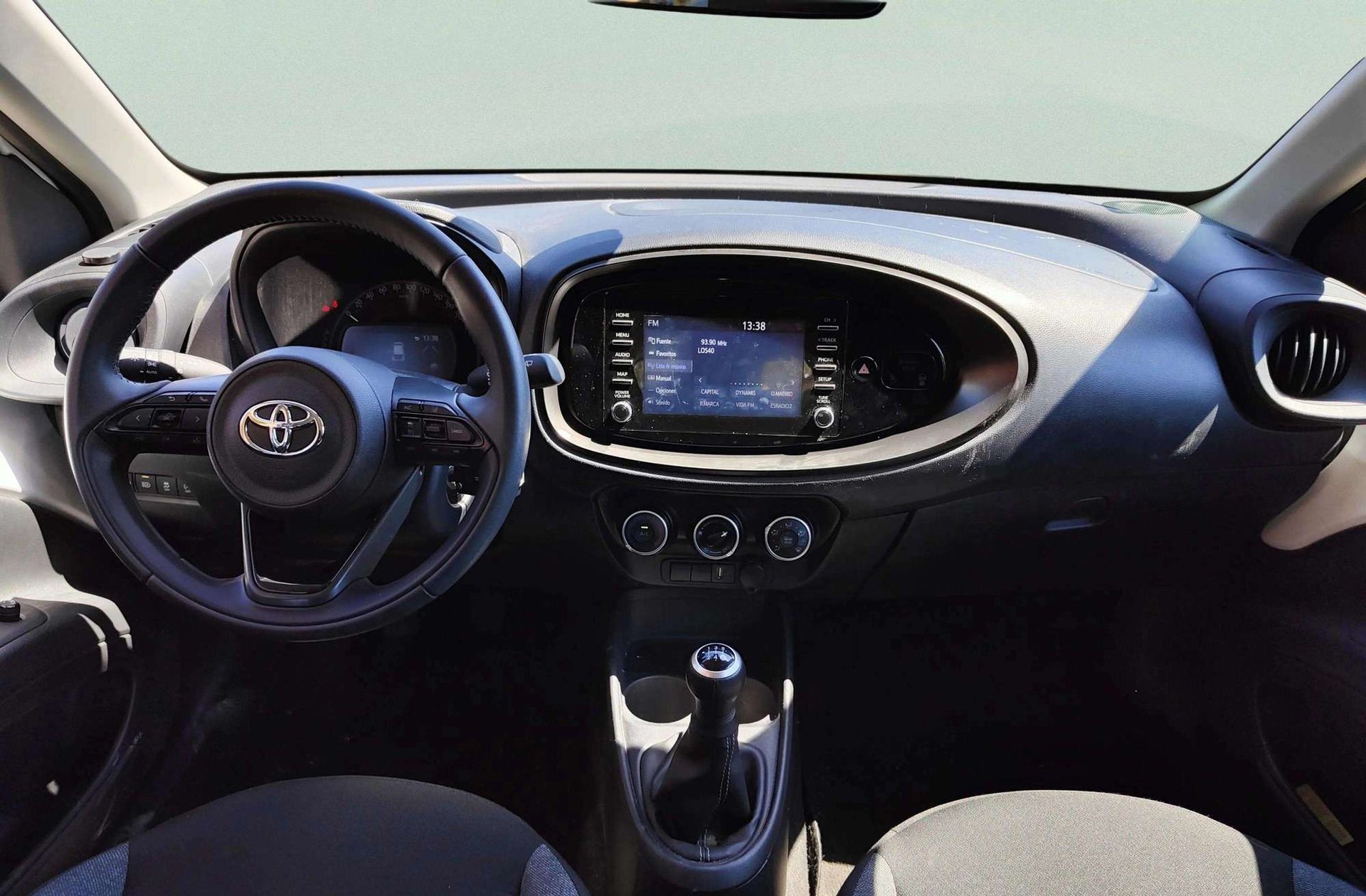 Toyota Aygo X 1.0 VVT-I Play - foto 6