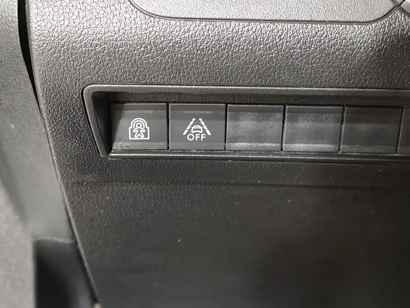 Foto Citroën Berlingo Citroen Berlingo BlueHDi 130 S&S Talla M Shine (130 CV)