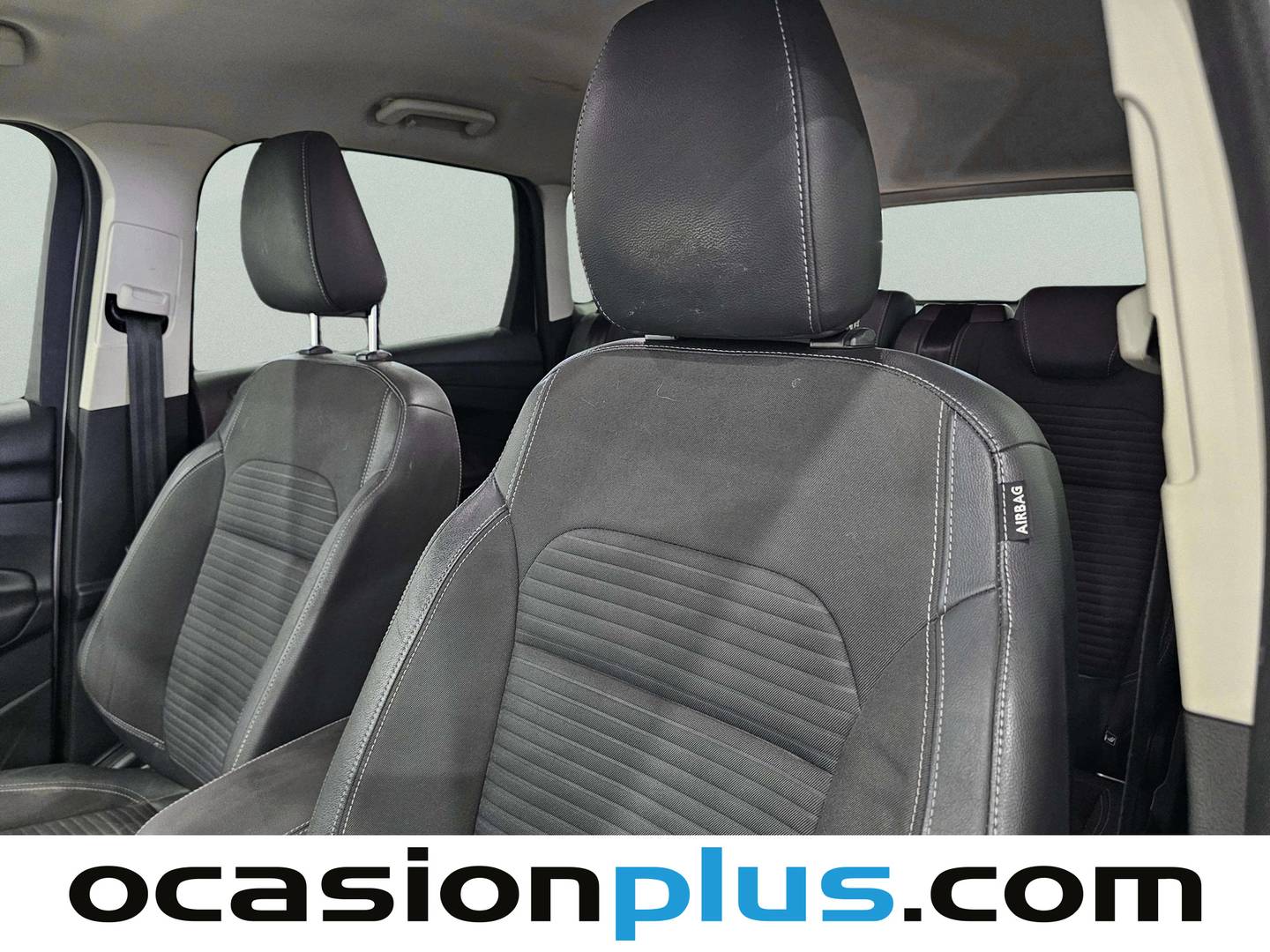 Extras y acabados del Ford Kuga Ford Kuga 1.5 EcoBoost S&S Titanium 4x2 (150 CV)