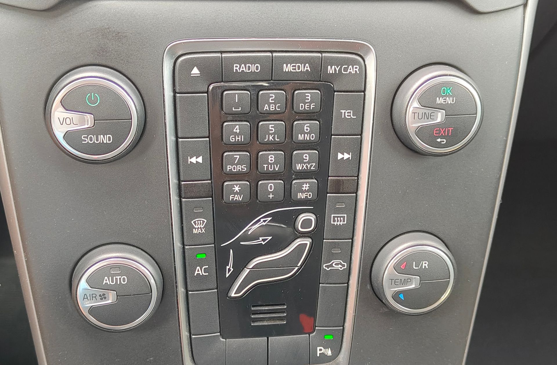 Volvo V40 D2 Kinetic - foto 26